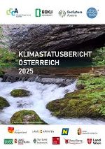Klimastatusbericht Österreich 2025: im Hintergrund rasch fließender Gebirgsbach